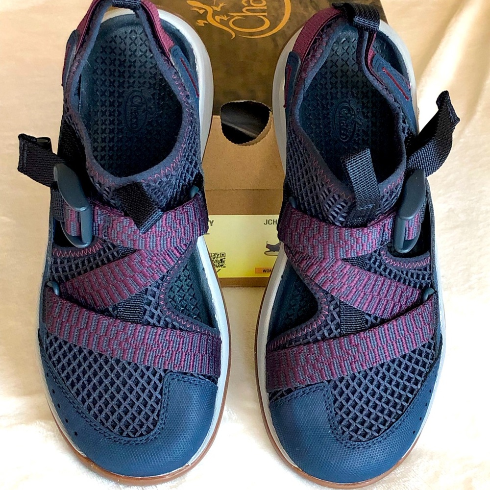 Chaco Odyssey, size 6